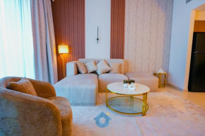 Like Home - 3404 Majestic 2BHK with stunning Creek and City View